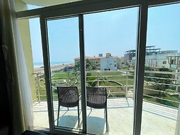 TBS Sea View - Full AC- Pool & Breakfast