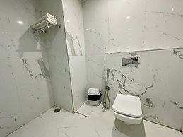 TBS Sea View - Full AC- Pool & Breakfast