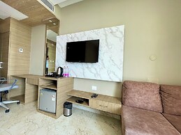 TBS Sea View - Full AC- Pool & Breakfast