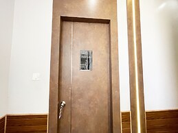 TBS Sea View - Full AC- Pool & Breakfast