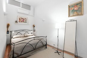 Lucca Old Town Apartment