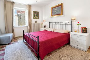 Lucca Old Town Apartment