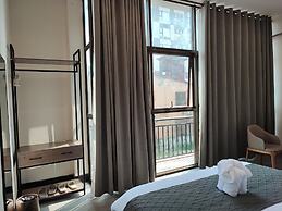 Amazon Central Hotel