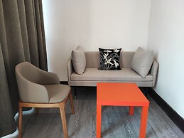 Amazon Central Hotel