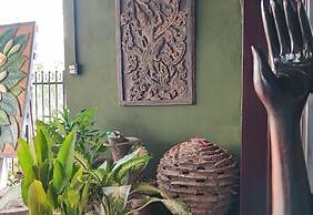 Amazon Central Hotel