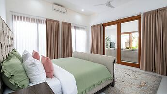 Villa Latima by Villa Finder