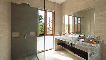 Villa Latima by Villa Finder