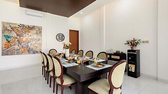 Villa Latima by Villa Finder