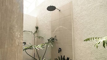 Villa Latima by Villa Finder