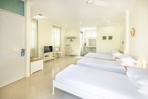 Three Hearts Guesthouse