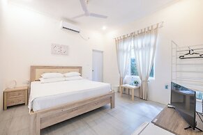 Three Hearts Guesthouse