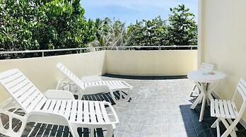 Three Hearts Guesthouse