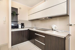 Apartment With Outdoor Gym by Renters