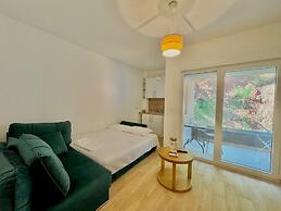 Couple Studio Angela