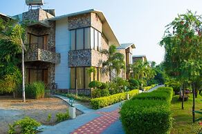 Bento The Roar Resort.