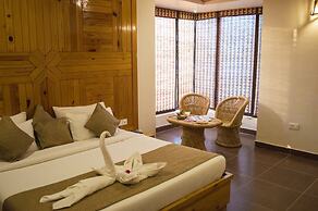 Bento The Roar Resort.