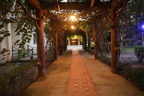 Bento The Roar Resort.