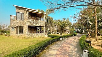 Bento The Roar Resort.