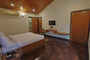 Bento The Roar Resort.