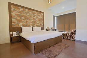 Bento The Roar Resort.