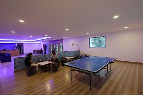 Bento The Roar Resort.