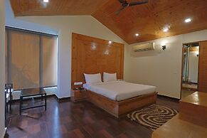 Bento The Roar Resort.