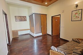 Bento The Roar Resort.