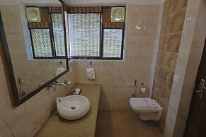 Bento The Roar Resort.