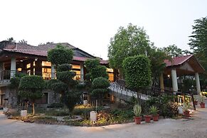 Bento The Roar Resort.