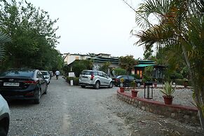 Bento The Roar Resort.