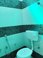 Goroomgo Ashoka Aashram Homestay Ayodhya