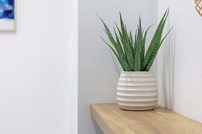 Wellington Lodge - Donnini Apartments