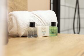 Wellington Lodge - Donnini Apartments