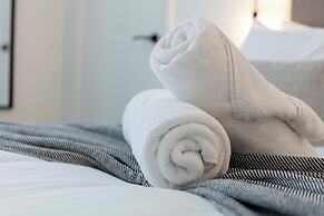 Wellington Lodge - Donnini Apartments