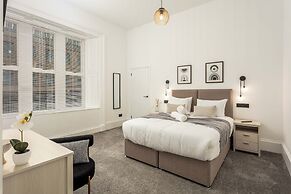 Wellington Lodge - Donnini Apartments