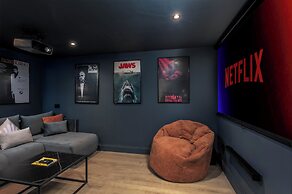 Wellington Lodge - Donnini Apartments