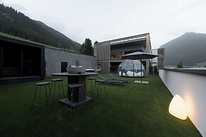 Dolomiti Exclusive your mountain suite