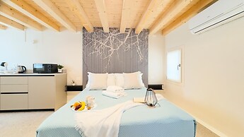 Graceful Apartments - Purgatory Apartment