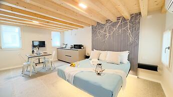 Graceful Apartments - Purgatory Apartment