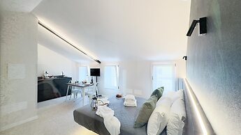 Graceful Apartments - Hell Apartment