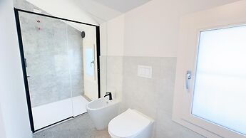 Graceful Apartments - Hell Apartment