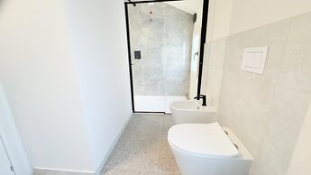 Graceful Apartments - Hell Apartment