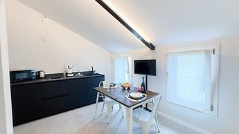 Graceful Apartments - Hell Apartment