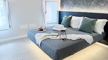 Graceful Apartments - Hell Apartment