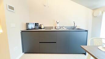 Graceful Apartments - Hell Apartment