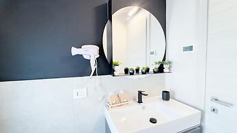 Graceful Apartments - Hell Apartment