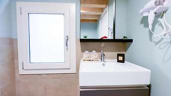 Graceful Apartments - Paradise Apartment