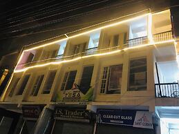 Goroomgo Himalayan Guest House Solan