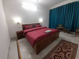 Goroomgo Himalayan Guest House Solan