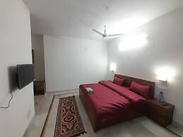 Goroomgo Himalayan Guest House Solan